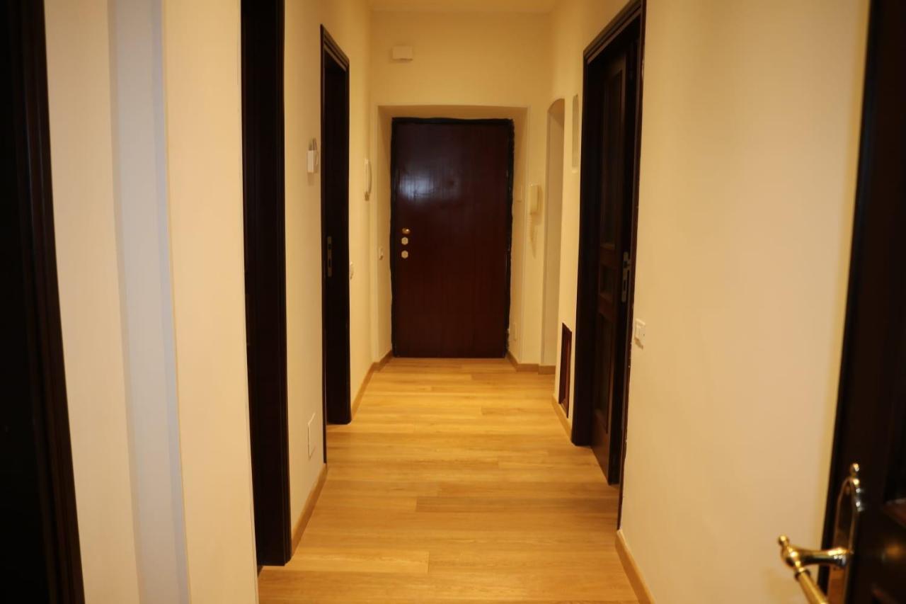 Хостел R.T. House'S Рим Екстер'єр фото
